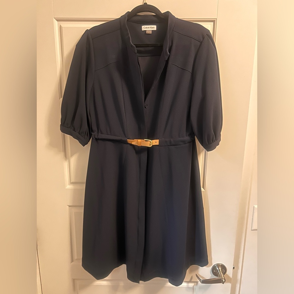 Calvin Klein Elegant Navy Blue Dress with Belt